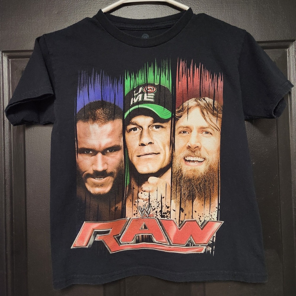 WWE RAW Wrestling Kids T-Shirt Black Graphic Tee Size Large 10/12 Short Sleeve